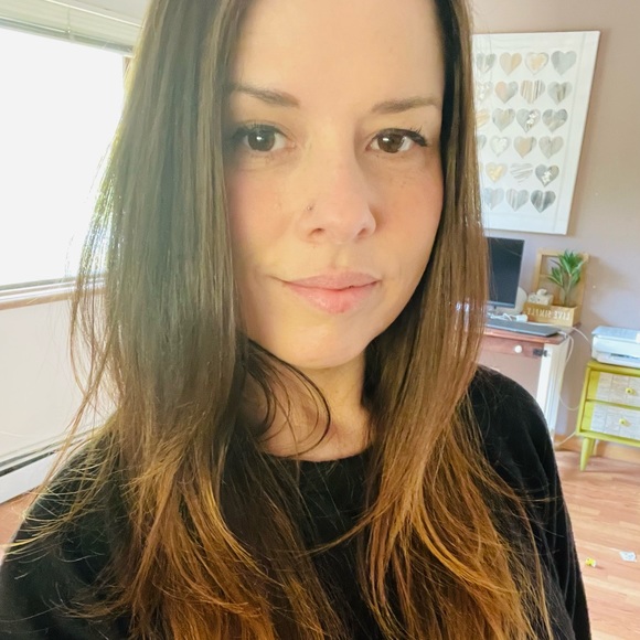 Meet your Posher, Val - Picture 2 of 4